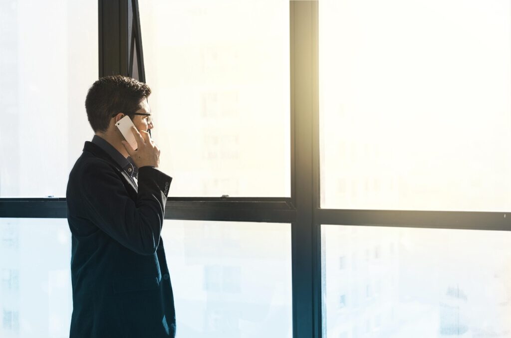 Homem, Celular, terno, empresário, negocio, ligação, telefone, jovem, empreendedor, empresa, business, negociação